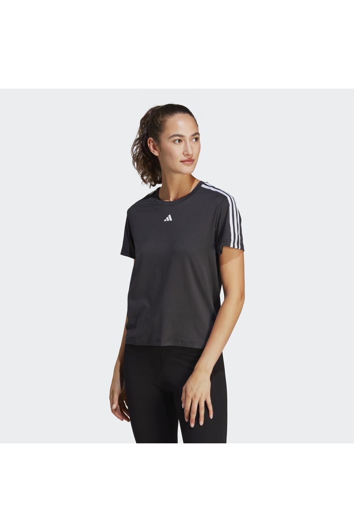 تیشرت آدیداس adidas با کد IS4214