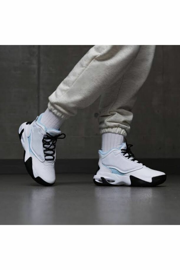 اسنیکر آدیداس Nike با کد Q8404-140